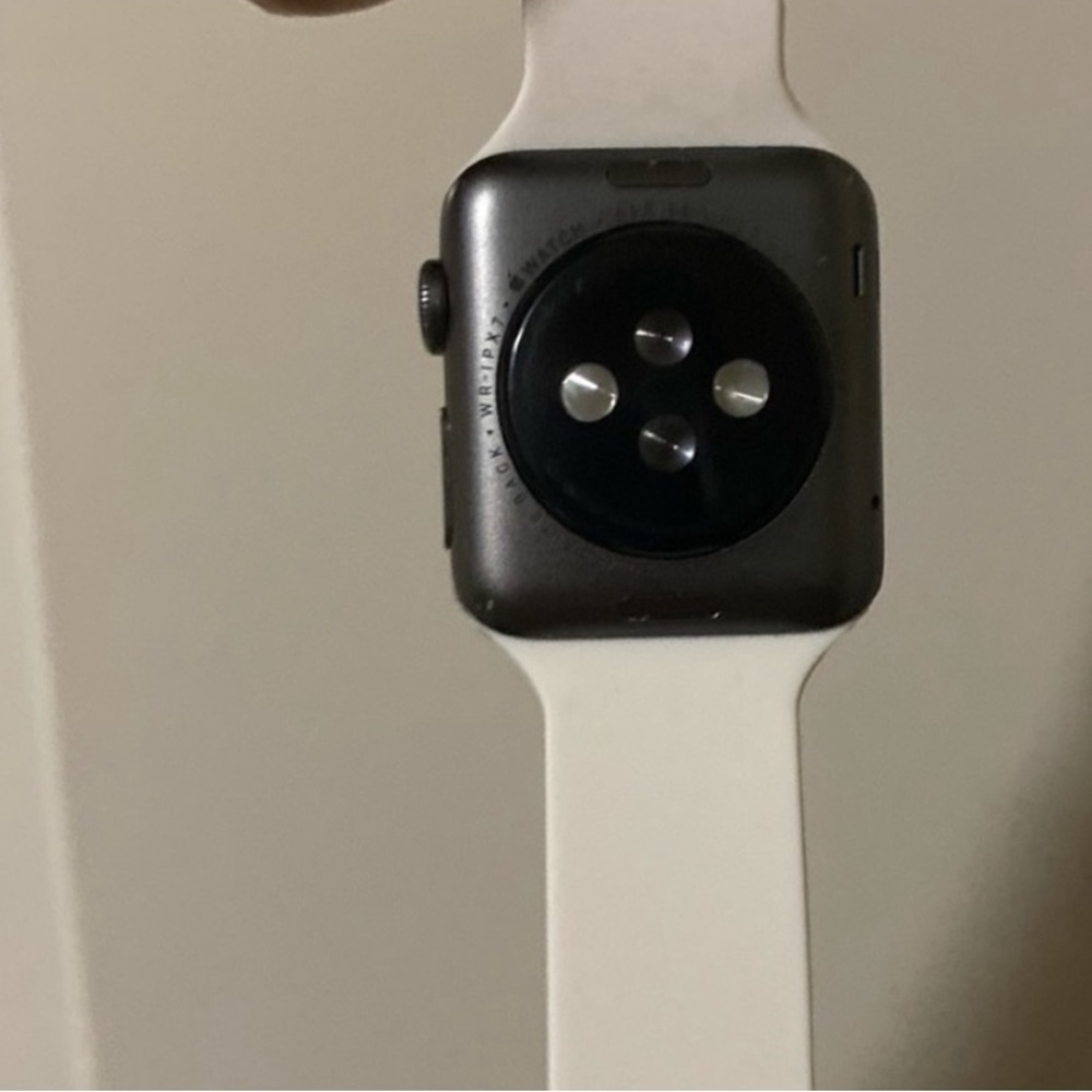 Apple Watch series one - Picture 2 of 2